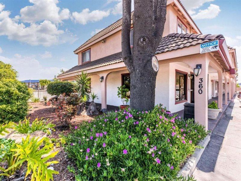 Econo Hotel Gilroy