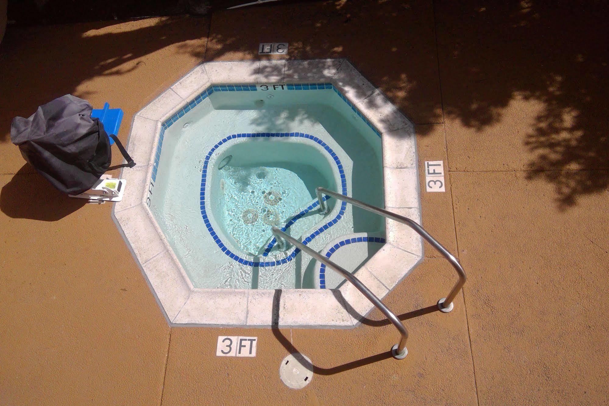 Econo Hotel Gilroy